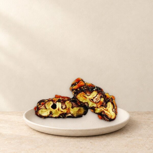 Pecan Covered with Halawa & Caramelized Walnuts